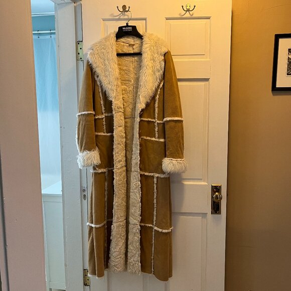 Wilson's Leather Maxima Long Tan Suede Leather Coat with Faux Fur size Small - Picture 3 of 8